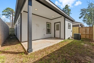 Building Photo - 846 Omeara