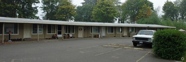 Building Photo - Hyacinth Apartments