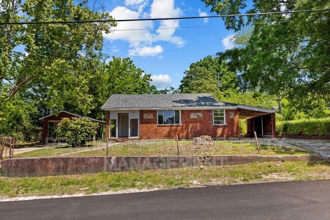 Building Photo - 108 E Ann Dr SW
