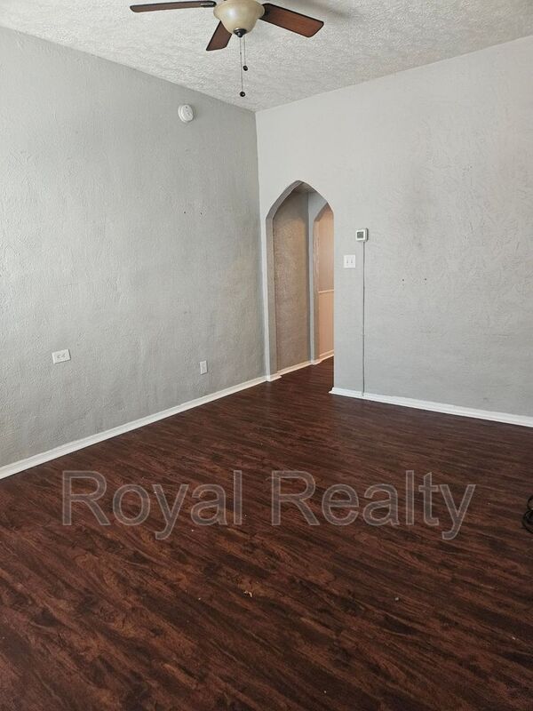 Foto del edificio - 2332 Fox Wy