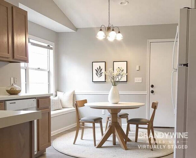 Foto del edificio - 5900 Homestead Cir