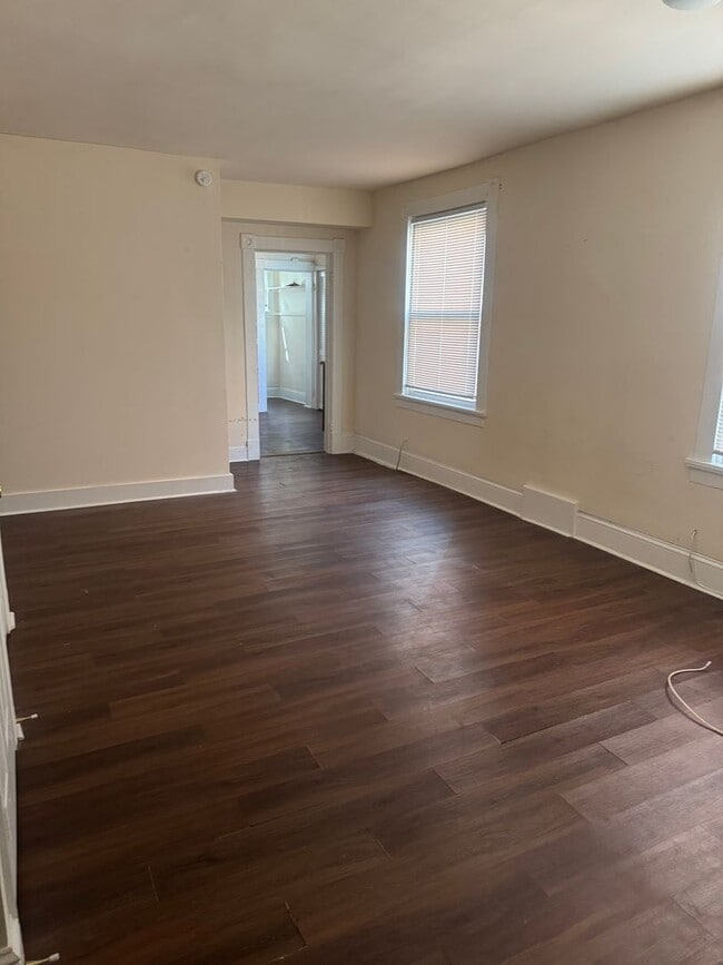 Building Photo - 2420 Barton Ave