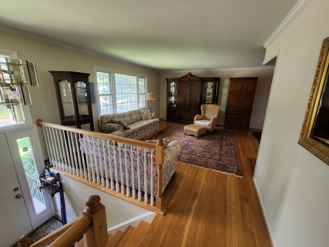 Building Photo - 1713 Pebble Beach Dr