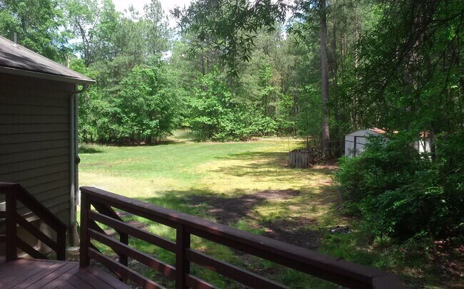 Foto del edificio - Country living in Glen Allen three bedroom2.5 bath home.