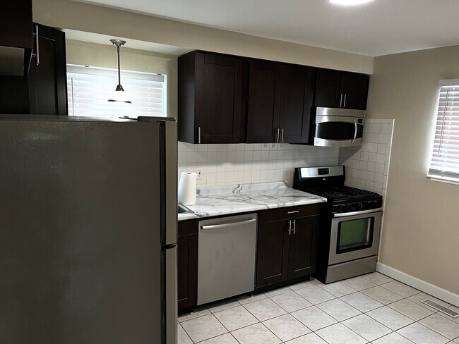 Foto del edificio - 27640 Barrington St