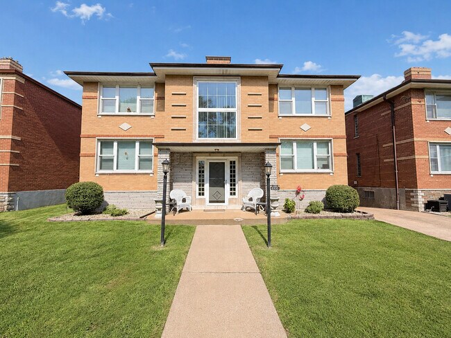 Foto del edificio - 6930 Jamieson Ave