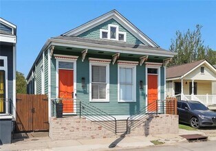 Building Photo - 2747 Orleans Ave