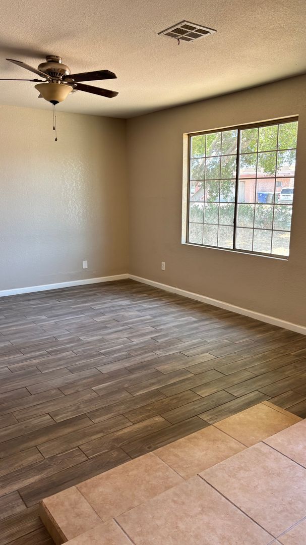 Foto del edificio - Updated rental