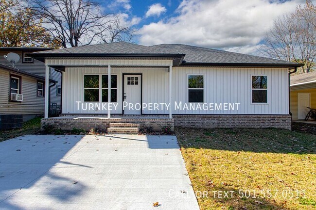 Building Photo - 4108 Longcoy St