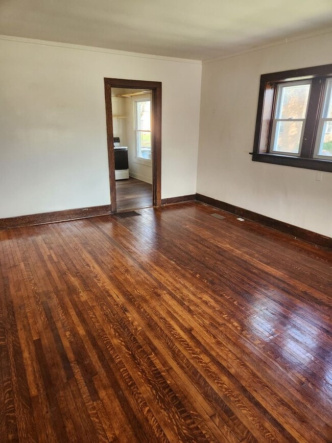 Foto del edificio - Broadway Triplex