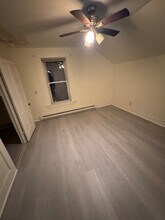 Building Photo - 6 Wall St