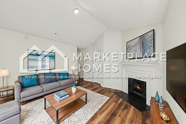 Foto del edificio - 7960 E Field Dr