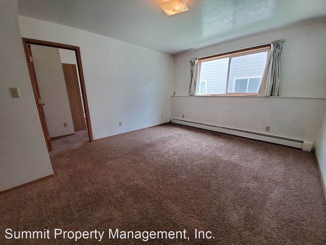 Building Photo - 1412 S 2nd St W