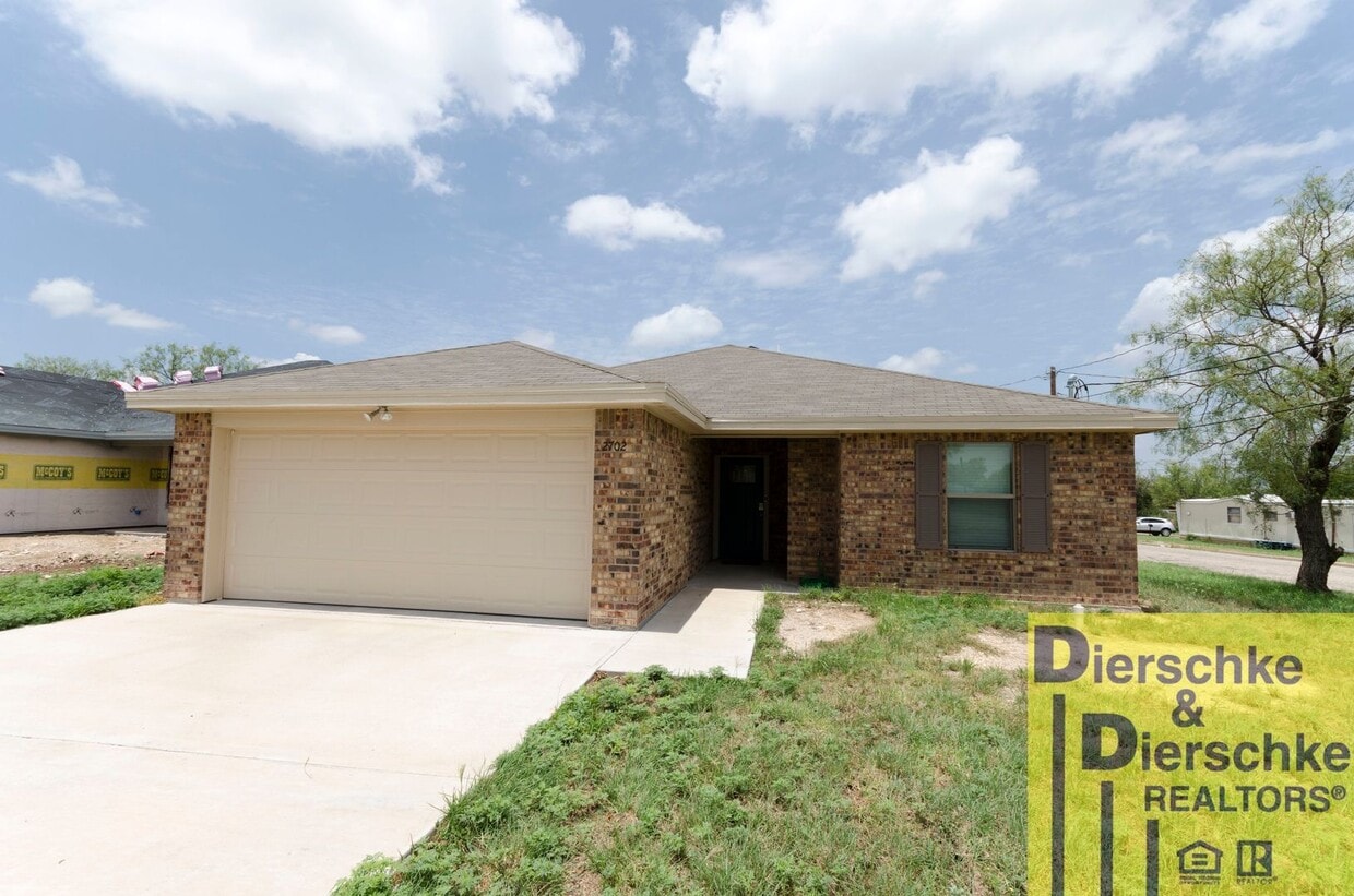 2702 Coleman St, San Angelo, TX 76901 House Rental in San Angelo, TX