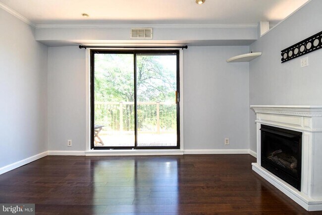 Foto del edificio - 308 Forbes St