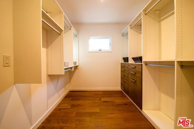 Master Closet - 1035 Figueroa Ter