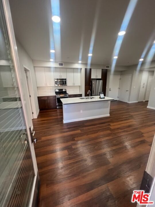 Building Photo - 1023 Doreen Pl