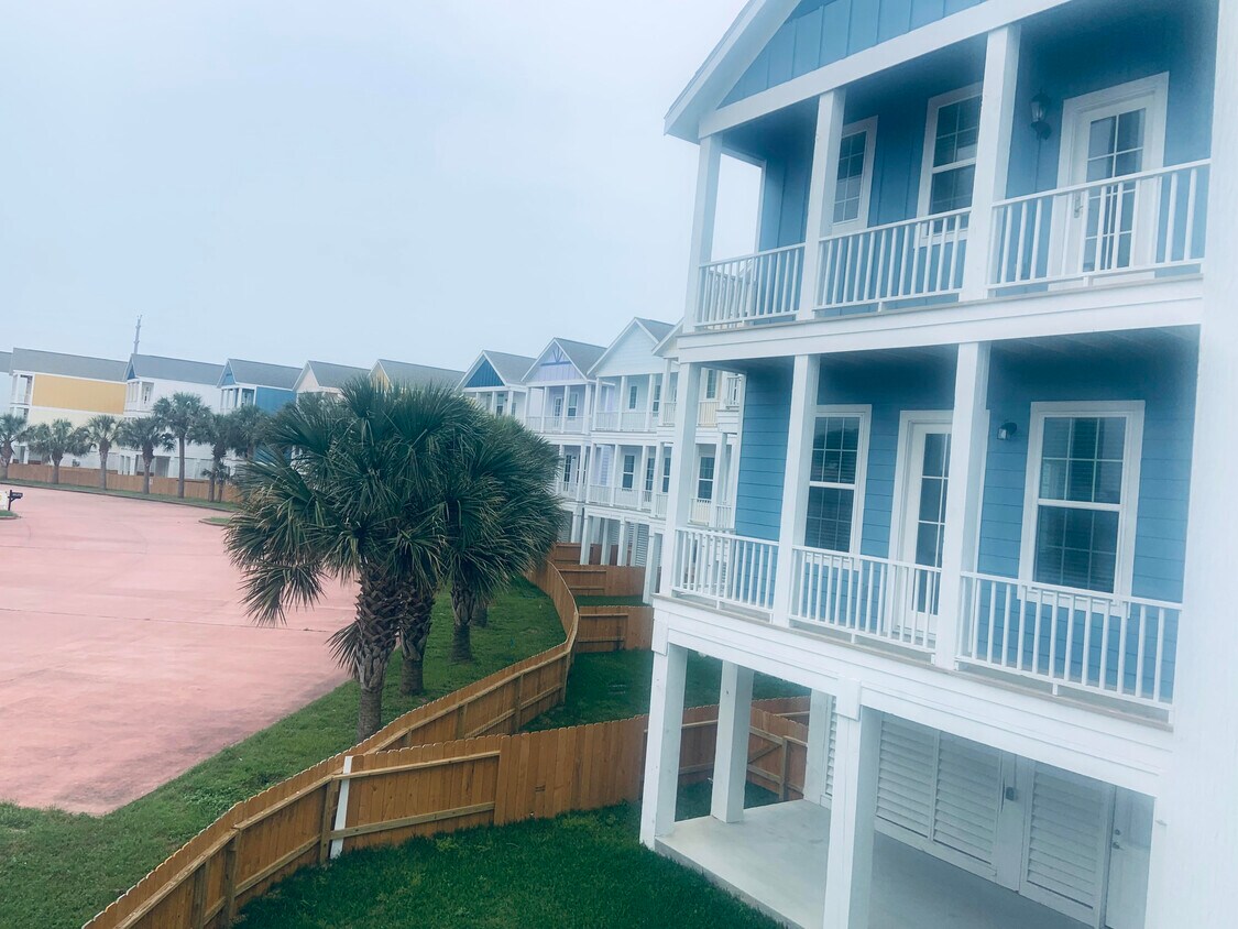 Palm Bay Galveston 3507 Tori Way Galveston, TX