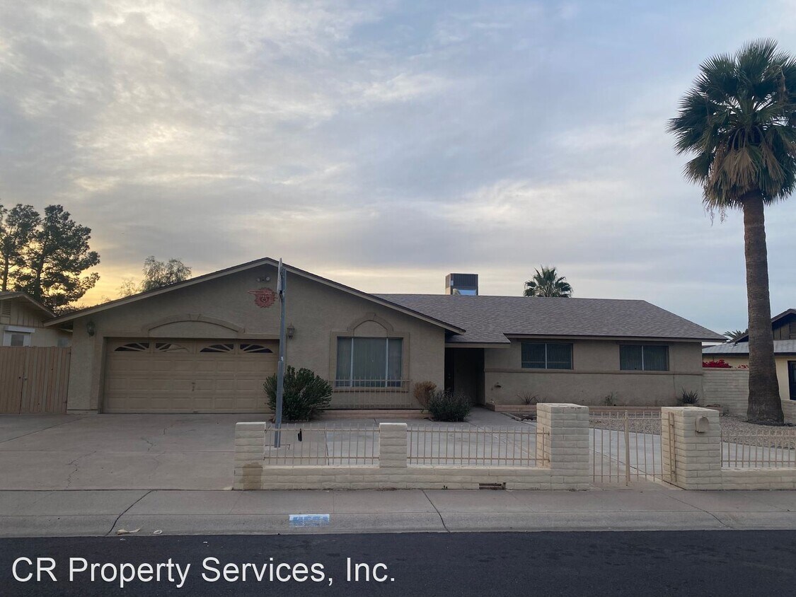 Foto principal - 6 br, 2 bath House - 4551 W. Shaw Butte Dr.