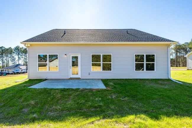 Building Photo - Newly Renovated Home in Brookwood!