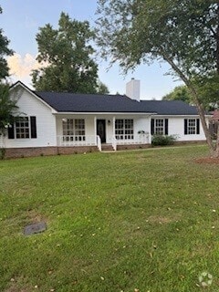 Building Photo - 406 Chapelwood Dr
