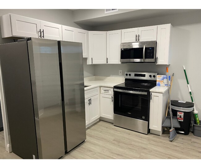 Foto del edificio - 5019 Belair Rd