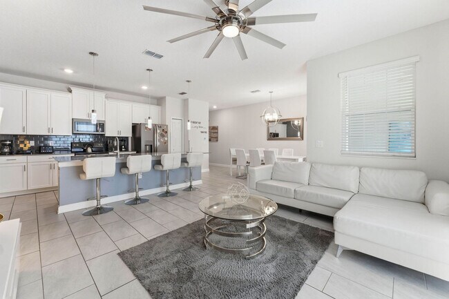 Foto del edificio - 4832 Dedication St