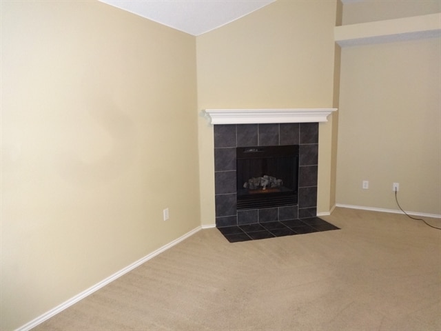 Building Photo - 2700 Whisper Court