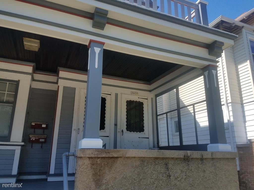 Primary Photo - 3035 N Maryland Ave