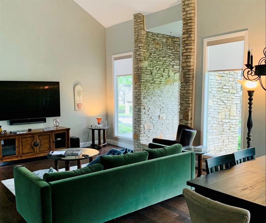 Building Photo - 25 Stoney Creek Cove