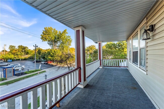 Building Photo - 1239 W 115th St