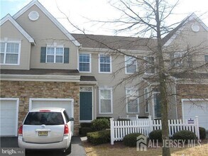 Building Photo - 802 Yarrow Cir
