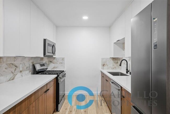 Building Photo - 4669 34th St