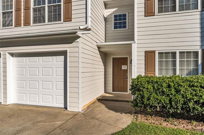 Building Photo - 3568 Benthollow Way