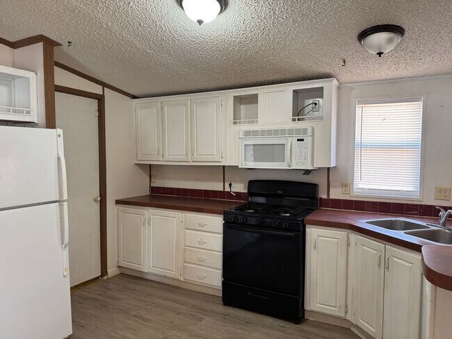 Foto del edificio - 9069 N Valgrind Ln