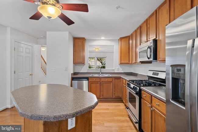 Building Photo - 8103 Pennington Dr