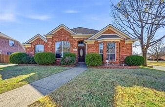 Building Photo - 11415 Yoakum Dr