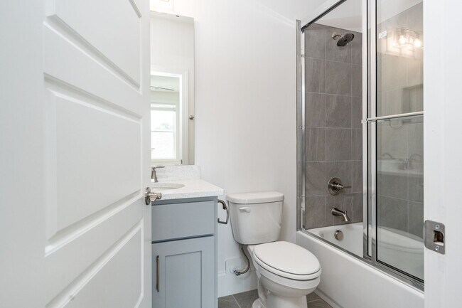 Foto del edificio - 3803 Lands End Ct