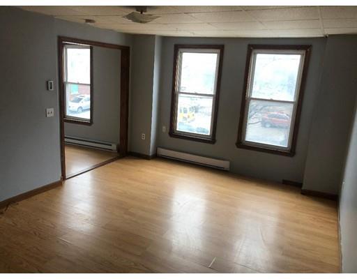 Building Photo - 148 Millbury St