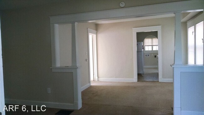 Building Photo - 2 br, 1 bath House - 900 S Cedar Avenue