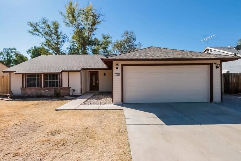 Primary Photo - 5933 W Harmont Dr