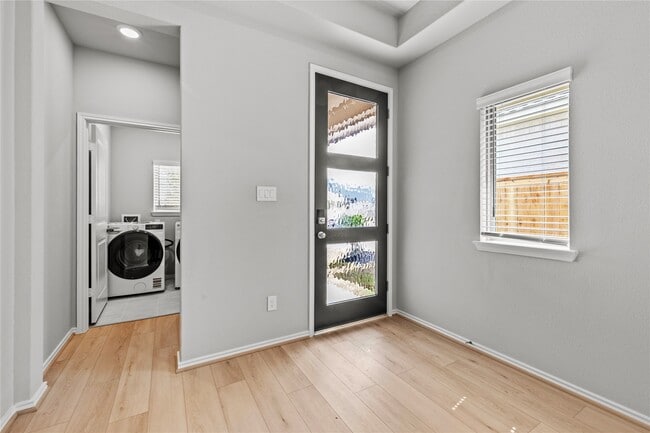 Building Photo - 8535 Mae James Trl