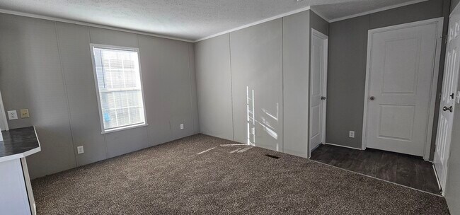 Foto del edificio - 229 Magnolia Pl