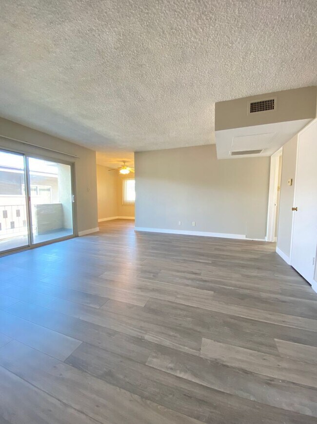Foto del interior - 718 S. Fir Ave.