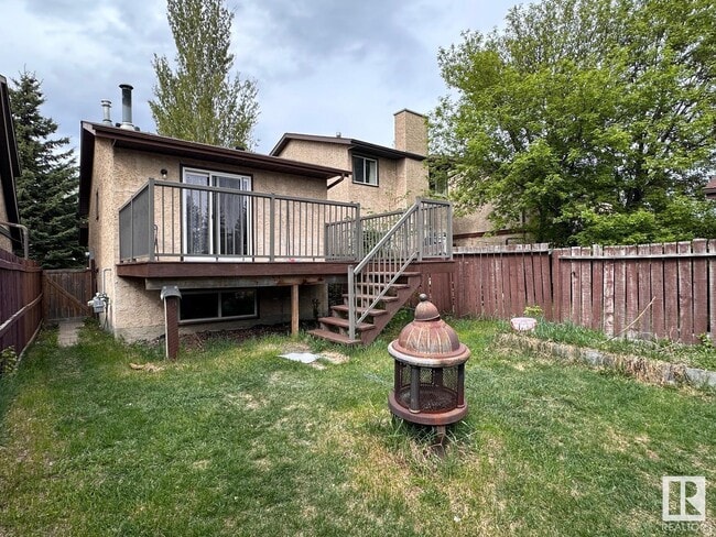 Building Photo - 3609-3643 43 Ave NW