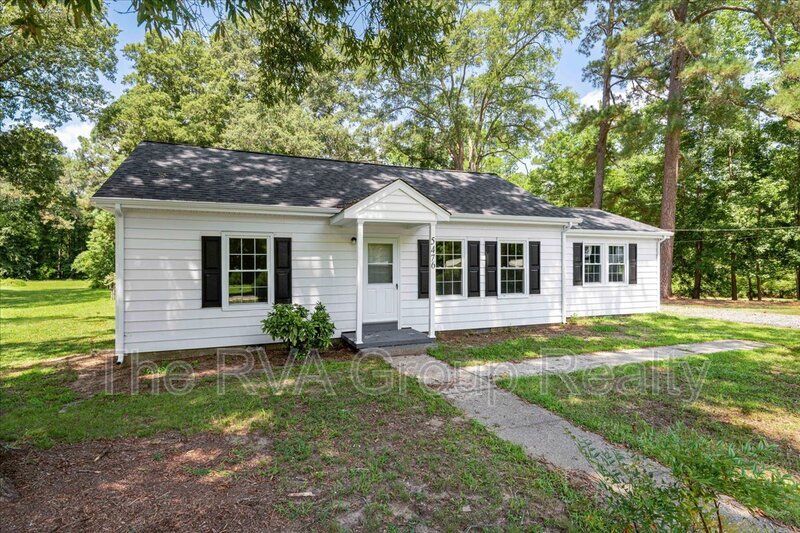 5476 White Oak Rd, Sandston, VA 23150 House Rental in Sandston, VA