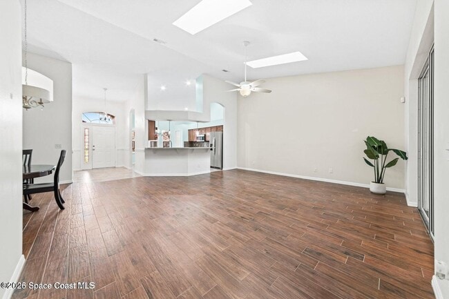 Building Photo - 7701 Candlewick Dr