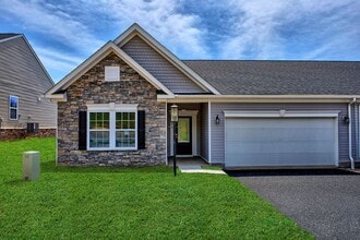 Building Photo - 287 Olivia Dr
