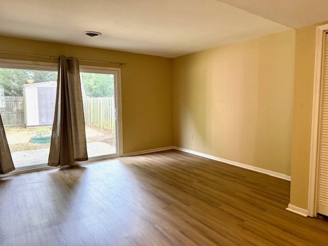 Foto del edificio - 7217 Oak Ridge Pl