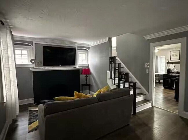 Foto del edificio - Spacious Cleveland Heights Home in Desirable Neighborhood!